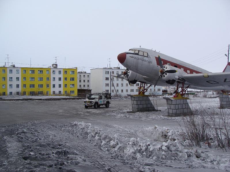 chersky 15.3 town and road 015.jpg